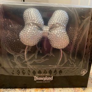 Disneyland diamond collection Minnie ears